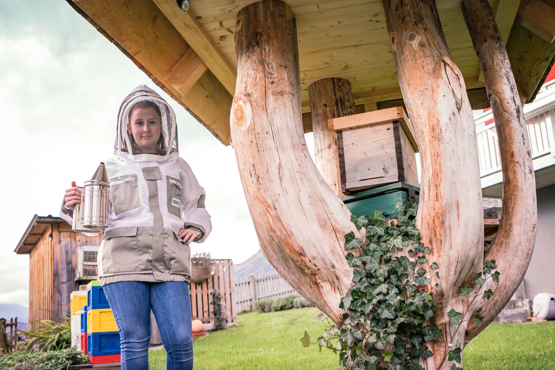 Imkerjacke mit Raucher von Imkereibedarf Sonja Plank